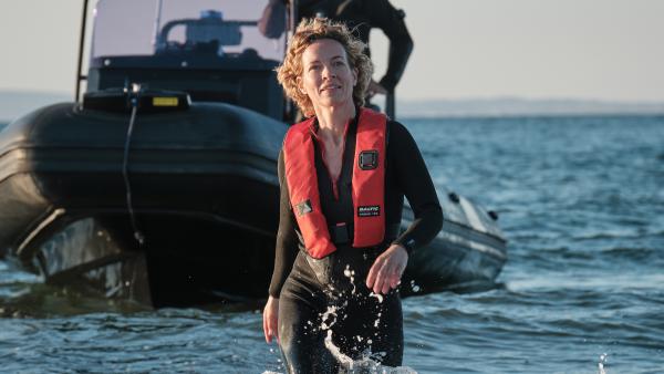 Bild 1 von 10: Josefine Sundby (Maibritt Saerens) von der Küstenwache ist eine Power-Frau.