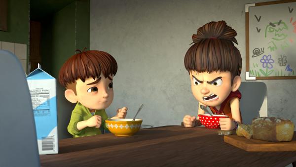 Bild 1 von 3: Bohnenstange lässt ihre miese Laune an ihrem armen, ausnahmsweise unschuldigen kleinen Bruder aus.© ZDF/La Station Animation - Honorarfreie Verwendung gemäß AGB im redaktionellen Zusammenhang mit genannter Sendung bei Nennung \