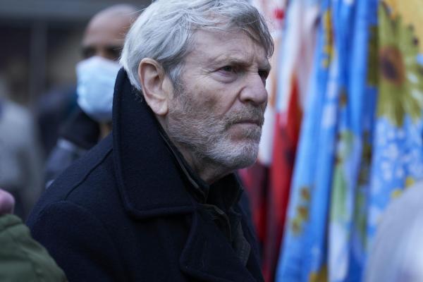 Bild 1 von 1: Julien Baptiste (Tchéky Karyo)