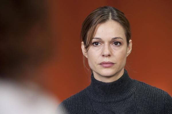 Bild 1 von 37: Begeht einen folgenschweren Fehler, den Mick deckt: Christine (Suzan Anbeh) ...