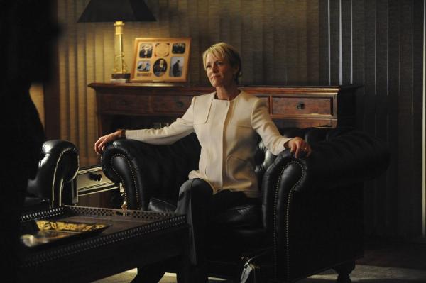 Bild 1 von 7: Bürgermeister-Anwärterin Tucker (Mary Stuart Masterson, Bild) beschuldigt Frank (Tom Selleck), ihren Ehemann beschattet zu haben ...