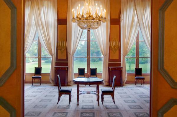 Bild 1 von 6: Zur Zeit des Nationalsozialismus war das Palais Beauharnais in Paris die Botschaft des Deutschen Reiches, heute ist es die Residenz des deutschen Botschafters.