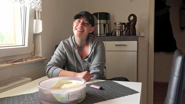 Bild 1 von 3: Beruflich geht es bergauf für Zwillingsmama Janine. Bei der kürzlichen Promotionaktion eines Clubs in Bayern konnte sie schon glänzen. Dass sich aus diesem Abend aber ein Job ergeben könnte, daran hat die 29-Jährige nicht gedacht. Aber so ist es.