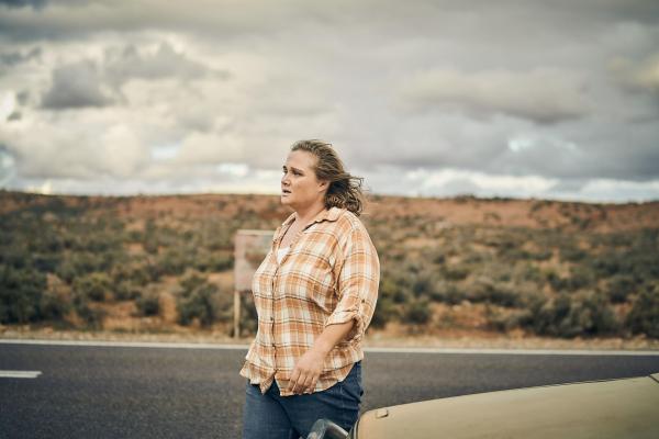 Bild 1 von 7: Helen Chambers (Danielle Macdonald)