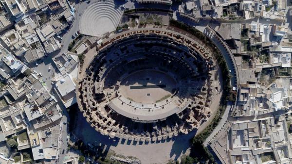 Bild 1 von 3: Das Kolosseum in Rom? Falsch! Dieses gigantische Amphitheater steht in Tunesien.