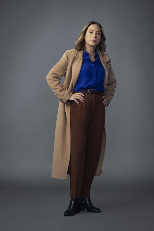 Bild 1 von 12: Detective Crystal Morales (Elizabeth Rodriguez)