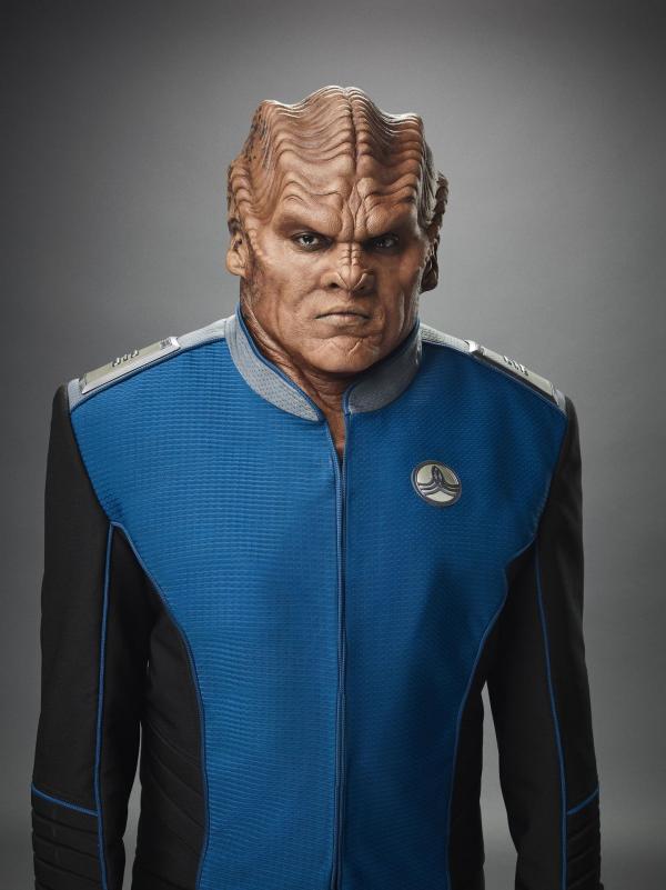 Bild 1 von 21: Lieutenant Commander Bortus (Peter Macon)
