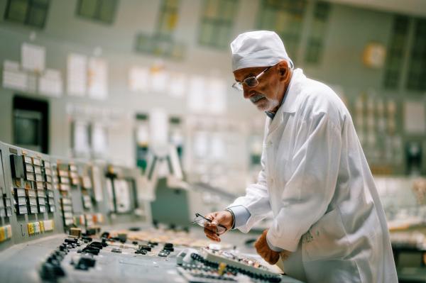 Bild 1 von 6: Nikolai Steinberg baute das Atomkraftwerk Tschernobyl mit auf. Ab 1971 lebte er in der Atomstadt Prypjat. Zum Zeitpunkt des Reaktorunglücks arbeitete er weit weg in einem anderen Atomkraftwerk.