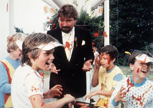 Bild 1 von 1: Im Bild: Jürgen von der Lippe (mi.).