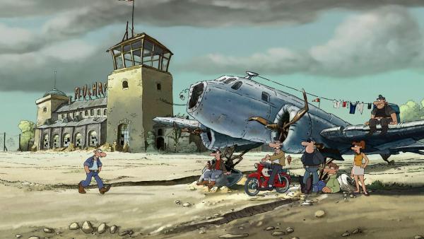 Bild 1 von 17: Immer wieder treten Werner (l.) und Holgi (3.v.l.) gegeneinander an, doch das bessere Equipment lässt meist Holgi gewinnen ...