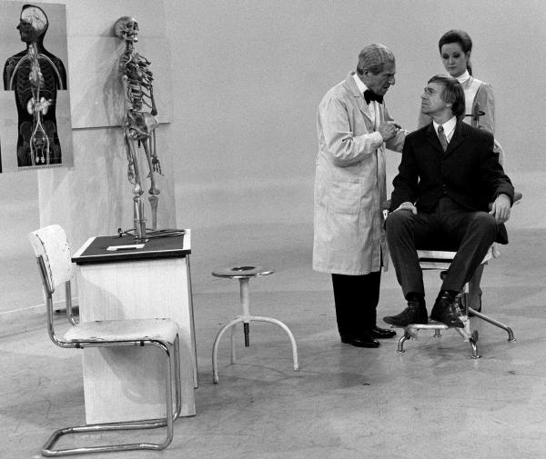 Bild 1 von 1: Im Bild: Karl Farkas, Ossy Kolmann.