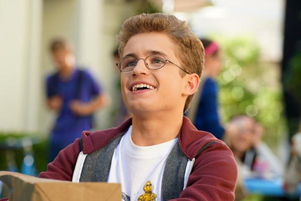 Bild 1 von 10: Adam Goldberg (Sean Giambrone)