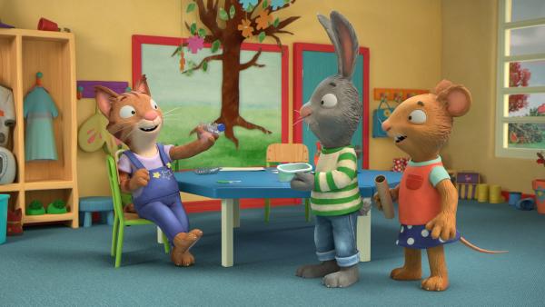 Bild 1 von 3: Frankie hat viele Ideen zum Bootsbau. Pip und Posy haben eigene Vorstellungen.