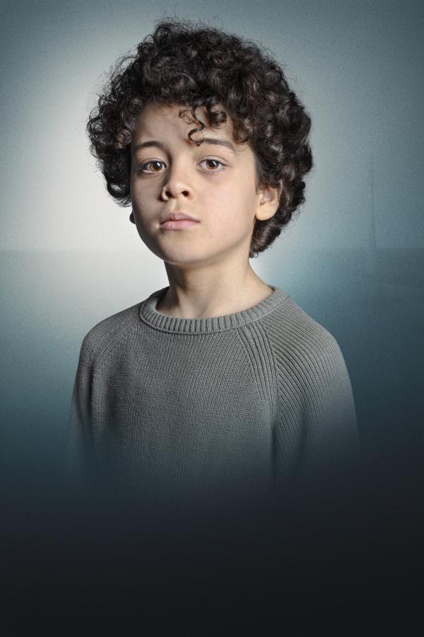 Bild 1 von 2: Théo (Raphaél Lamaassab) ist für seinen Vater Ayoub das Wichtigste auf der Welt.