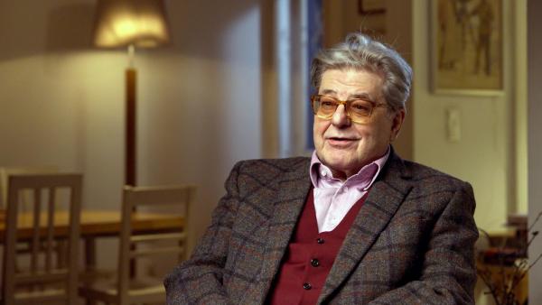 Bild 1 von 18: Im Bild: Schauspieler und Kabarettist Erwin Steinhauer erinnert sich an seine Zeit am Burgtheater.