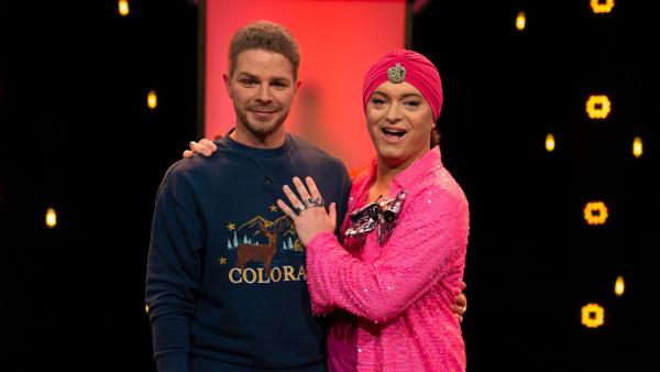 Bild 1 von 3: S06E07: Maik, ein Flirtprofi, sucht nach seinem Traumprinzen, hat aber Schwierigkeiten, die richtige Balance zwischen sexueller Anziehung und emotionaler Verbindung zu finden.