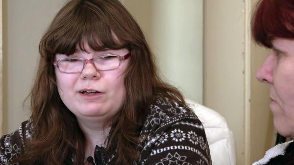 Bild 1 von 1: Selina (19) wird sich wohl oder übel damit arrangieren müssen, dass sie eine Betreuerin zugeteilt bekommt