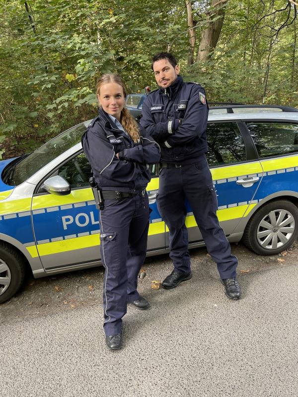 Bild 1 von 36: Hannah (l.); Stefan (r.)