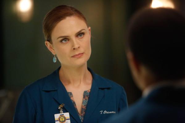 Bild 1 von 9: Temperance Brennan (Emily Deschanel)
