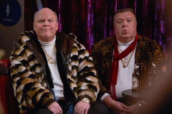 Bild 1 von 12: Hitchcock (Dirk Blocker, l.); Scully (Joel McKinnon Miller, r.)