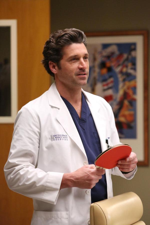 Bild 1 von 43: Callie hat vor, Derek (Patrick Dempsey) den ganzen Tag lang Tischtennis spielen zu lassen, da er dabei dieselben Handbewegungen macht wie bei einer OP. Als sein Gegner ist ihm Shane zugeteilt ...