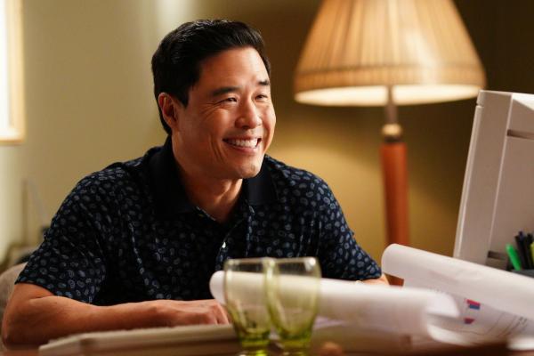 Bild 1 von 11: Louis Huang (Randall Park)
