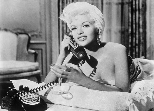 Bild 1 von 4: Rita Marlowe (Jayne Mansfield)
