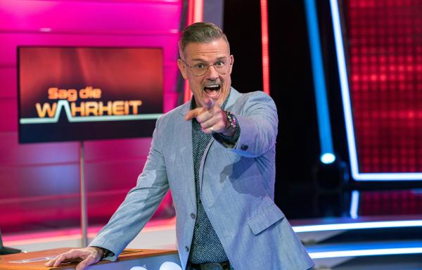 Bild 1 von 2: Ratespiel mit Spaß und Schwindel, Moderator Michael Antwerpes