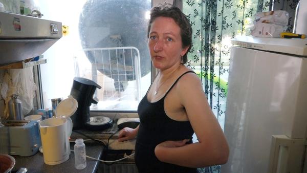 Bild 1 von 5: Conny ist bereits seit 22 Jahren auf staatliche Hilfe angewiesen