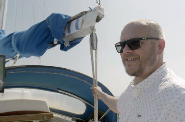 Bild 1 von 11: Berufssegler Martin Evans hat die Orca-Interaktionen hautnah miterlebt.