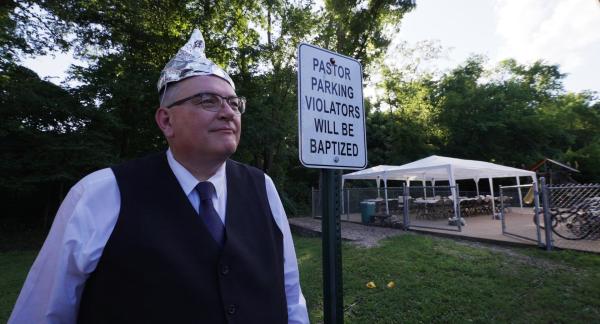 Bild 1 von 3: Pastor Mike Hoggart ist in den USA bekannt als \