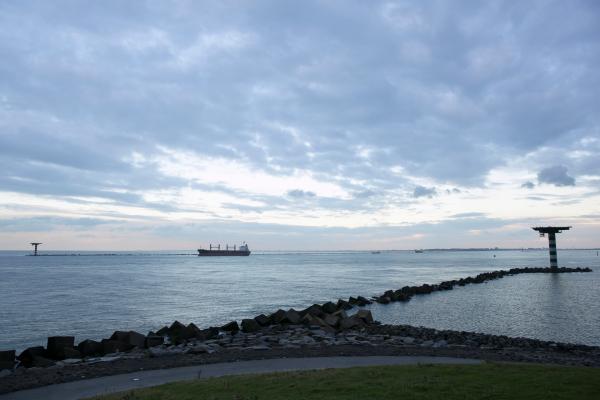 Bild 1 von 9: Nach mehr als 1200 Kilometern mündet der Rhein in die Nordsee.