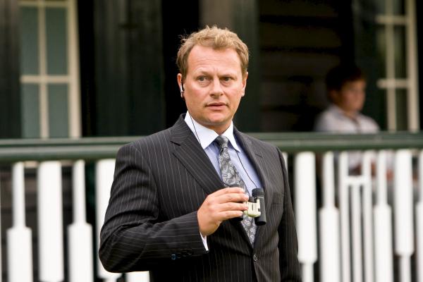 Bild 1 von 7: Glen Jarvis (Neil Stuke).