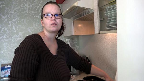 Bild 1 von 3: Die vierfache Mutter Jenny hat den überschüssigen Pfunden den Kampf angesagt! Dafür stellte sie ihre Ernährung auf Low Carb um.