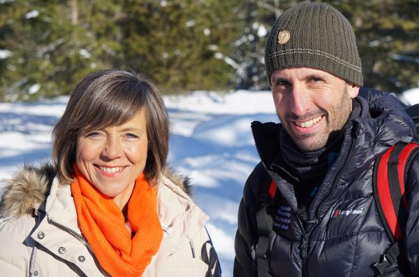 Bild 1 von 5: Annette Krause (links) mit dem Nationalpark-Chefranger Jochen Grab.
