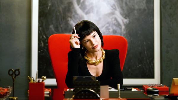 Bild 1 von 4: Estelle (Kate Bosworth)