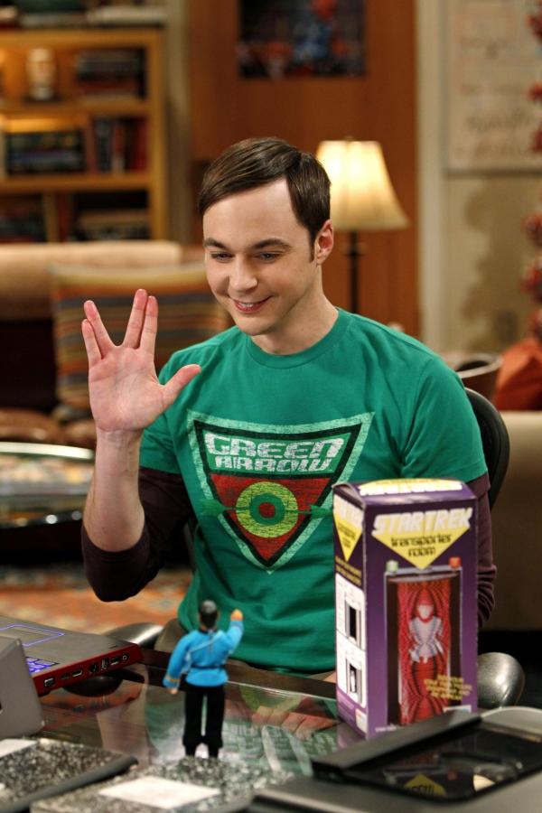 Bild 1 von 22: Nach einem Geschenk von Penny glaubt Sheldon (Jim Parsons), von Mr. Spock verfolgt zu werden ...