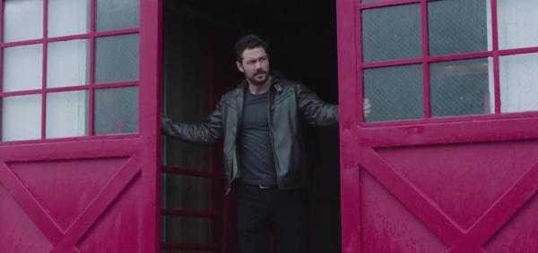 Bild 1 von 11: Draven (Ryan Paevey)