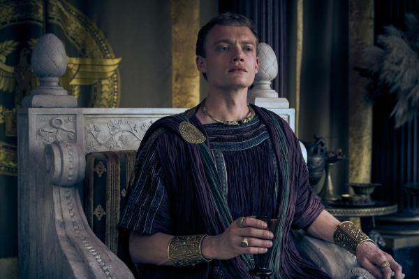 Bild 1 von 7: Domitian (Jojo Macari)