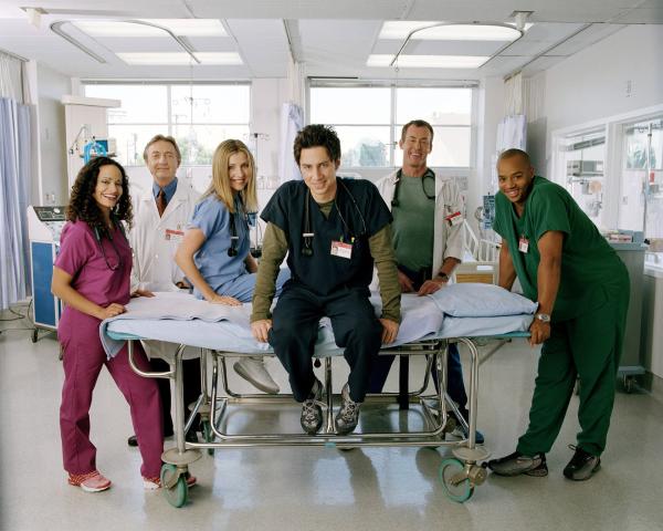 Bild 1 von 32: Im Bild (v.li.): Judy Reyes, Ken Jenkins, Sarah Chalke, Zach Braff, John C. McGinley, Donald Faison.