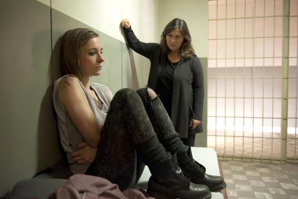 Bild 1 von 2: Klara (Eva Mattes) mit Franziska (Friederike Linke).