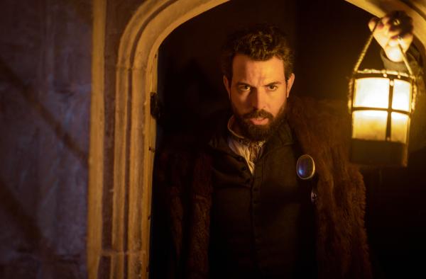 Bild 1 von 2: Thomas Seymour (Tom Cullen)