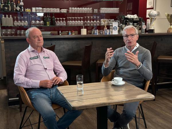 Bild 1 von 9: Im Bild: Herbert Prohaska, Rainer Pariasek.