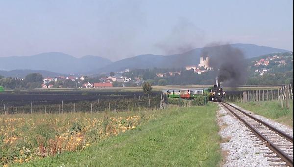 Bild 1 von 11: Im Bild: Feistritztalbahn Ausfahrt Weiz.