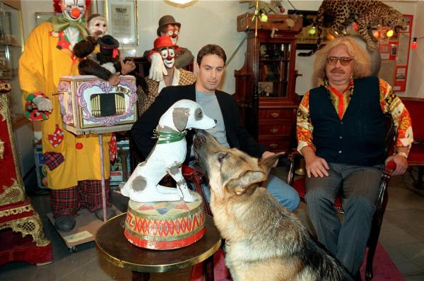 Bild 1 von 4: Im Bild (v.li.): Gedeon Burkhard, Bernhard Paul.