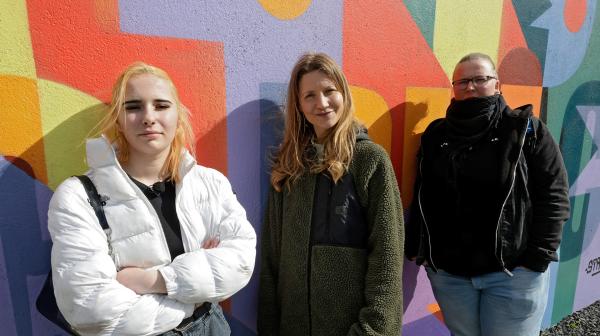 Bild 1 von 2: Was bedeutet es, als Jugendlicher obdach- oder wohnungslos zu sein? Das erfährst du in dieser Folge neuneinhalb.