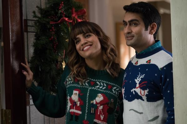 Bild 1 von 8: Nicole (Natalie Morales, l.); Stu (Kumail Nanjiani, r.)