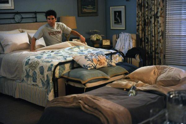 Bild 1 von 15: Erzählt seinen Kindern in Rückblicken, wie er ihre Mutter kennengelernt hat: Ted (Josh Radnor) ...