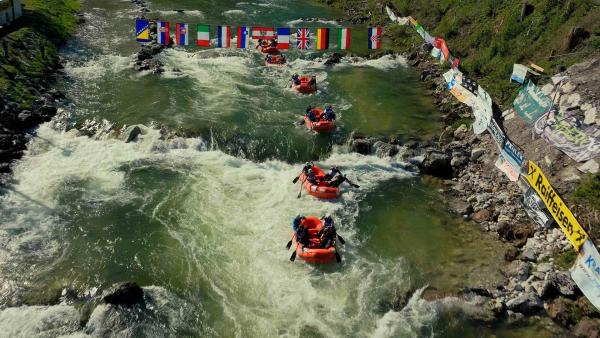 Bild 1 von 6: Im Bild: Raften auf der Salza in den Wildalpen.