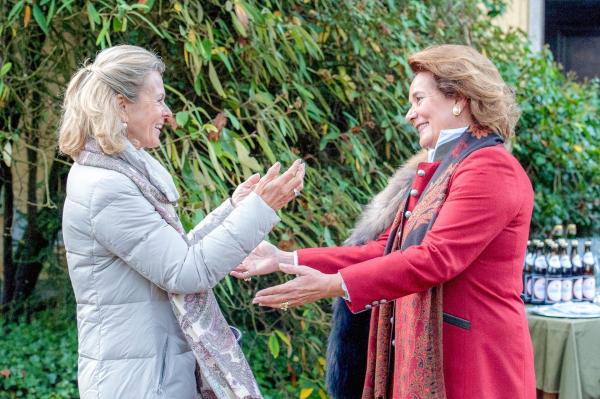 Bild 1 von 29: Im Bild (v.li.): Andrea L?Arronge (Gräfin Schönberg), Patricia Hirschbichler (Annette von Reblar).